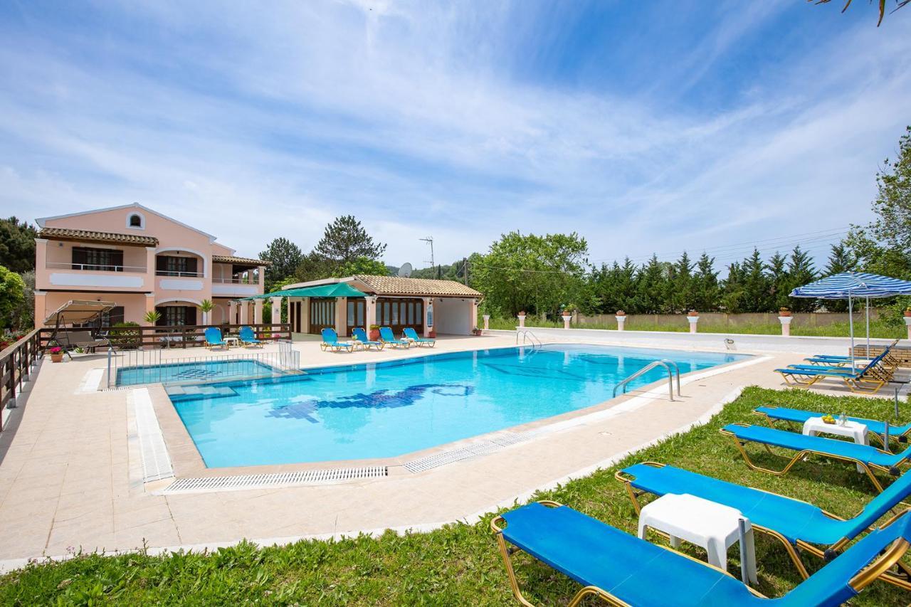 Nikos Pool Apartments - Ground Floor Sidárion Exteriér fotografie